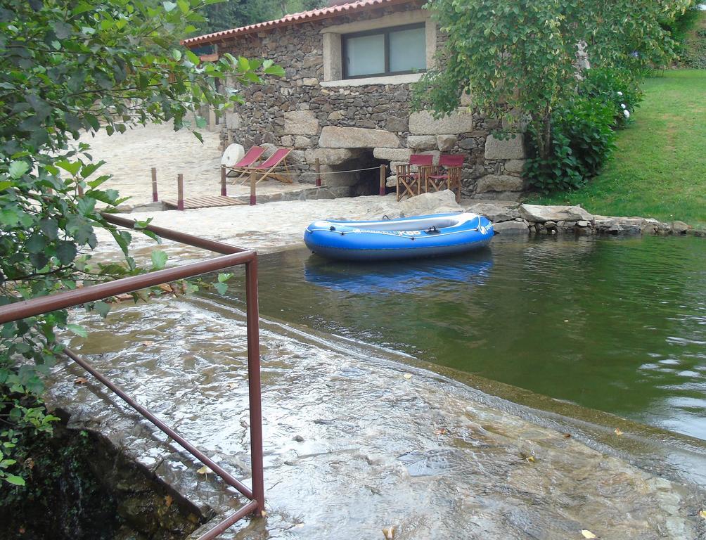 Quinta Da Chouza Agroturismo E Enoturismo Селорику ди Бащу Екстериор снимка